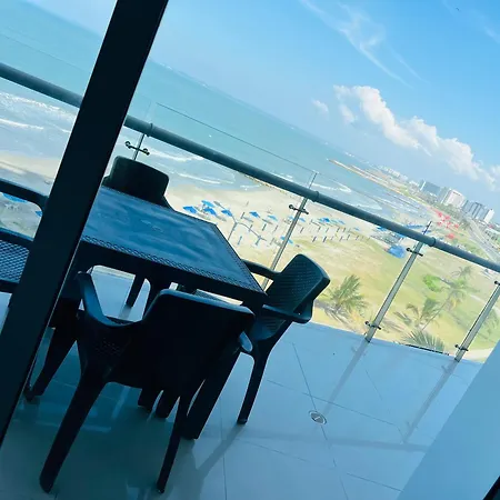 Amazing Beachfront! 5m Wall City, Infinitypool,gym *