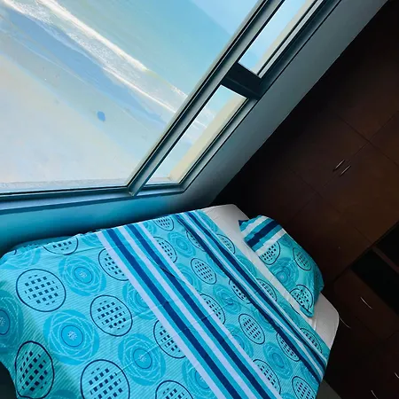 Amazing Beachfront! 5m Wall City, Infinitypool,gym Apartamento *