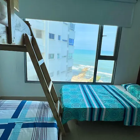 Amazing Beachfront! 5m Wall City, Infinitypool,gym Apartamento