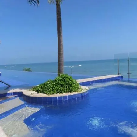 Apartamento Amazing Beachfront! 5m Wall City, Infinitypool,gym