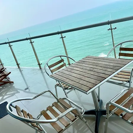 Amazing Beachfront! 5m Wall City, Infinitypool,gym * Cartagena