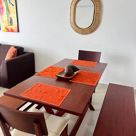 Apartamento Amazing Beachfront! 5m Wall City, Infinitypool,gym *