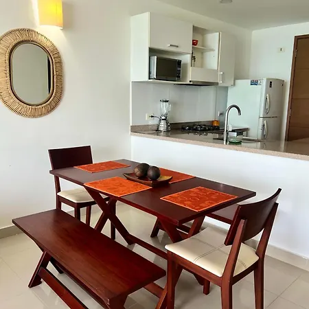 Amazing Beachfront! 5m Wall City, Infinitypool,gym Apartamento